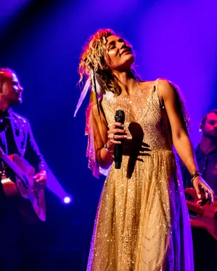 Clare Bowen Orlando