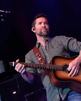 Josh Turner Melbourne